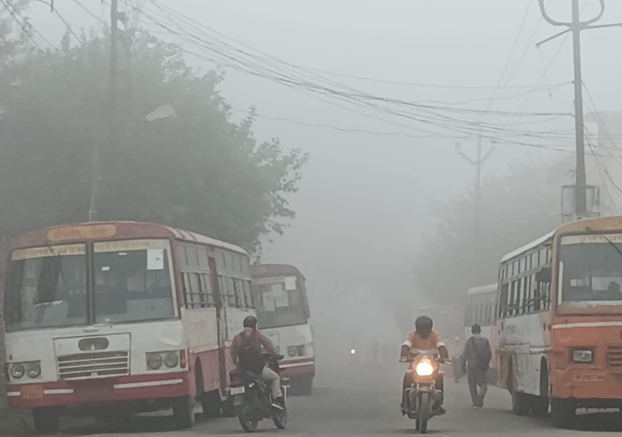U will save roadways buses from accidents in fog training is being given to drivers and conductors