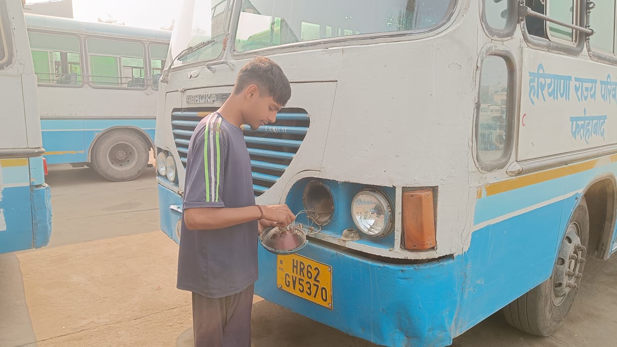 Most roadways buses are running without fog lights