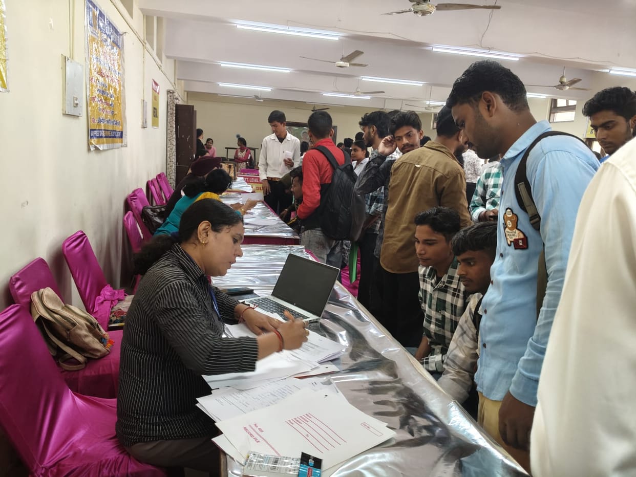 Job offers to those who complete the course