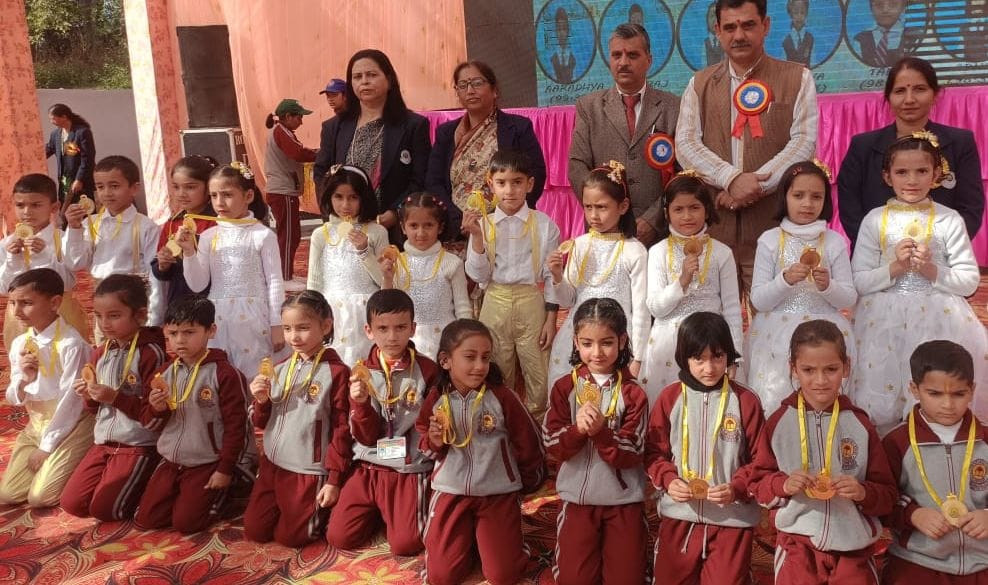 116 students honored with gold medal