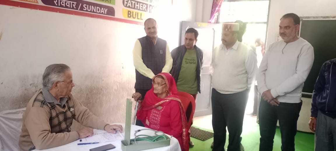 Health of 272 people was checked in Bhated and medicines were also given.