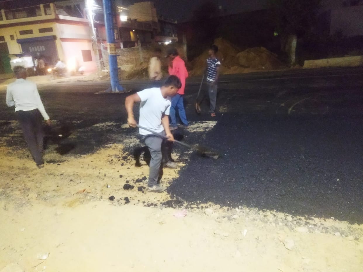 Work speeded up, construction of one side road on overbridge completed