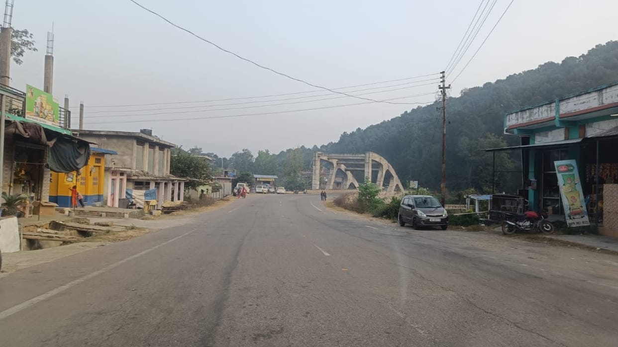 Accidents are happening continuously on Dadhol bridge, drivers are worried