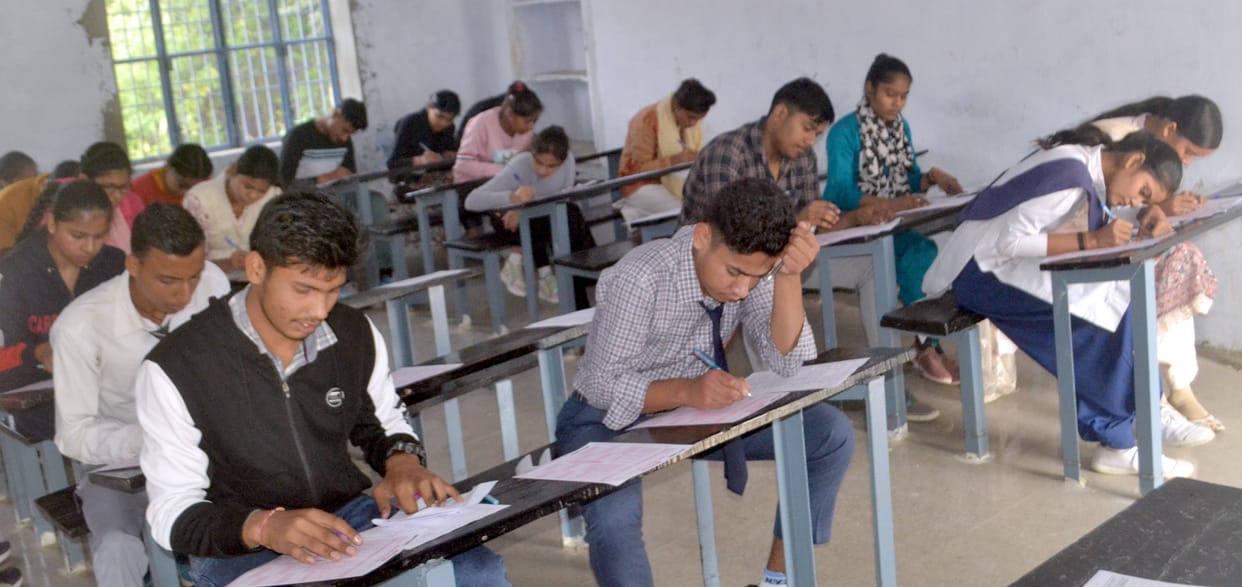 Atul Maheshwari Scholarship 2024: More than 20 thousand students ppeared for exam