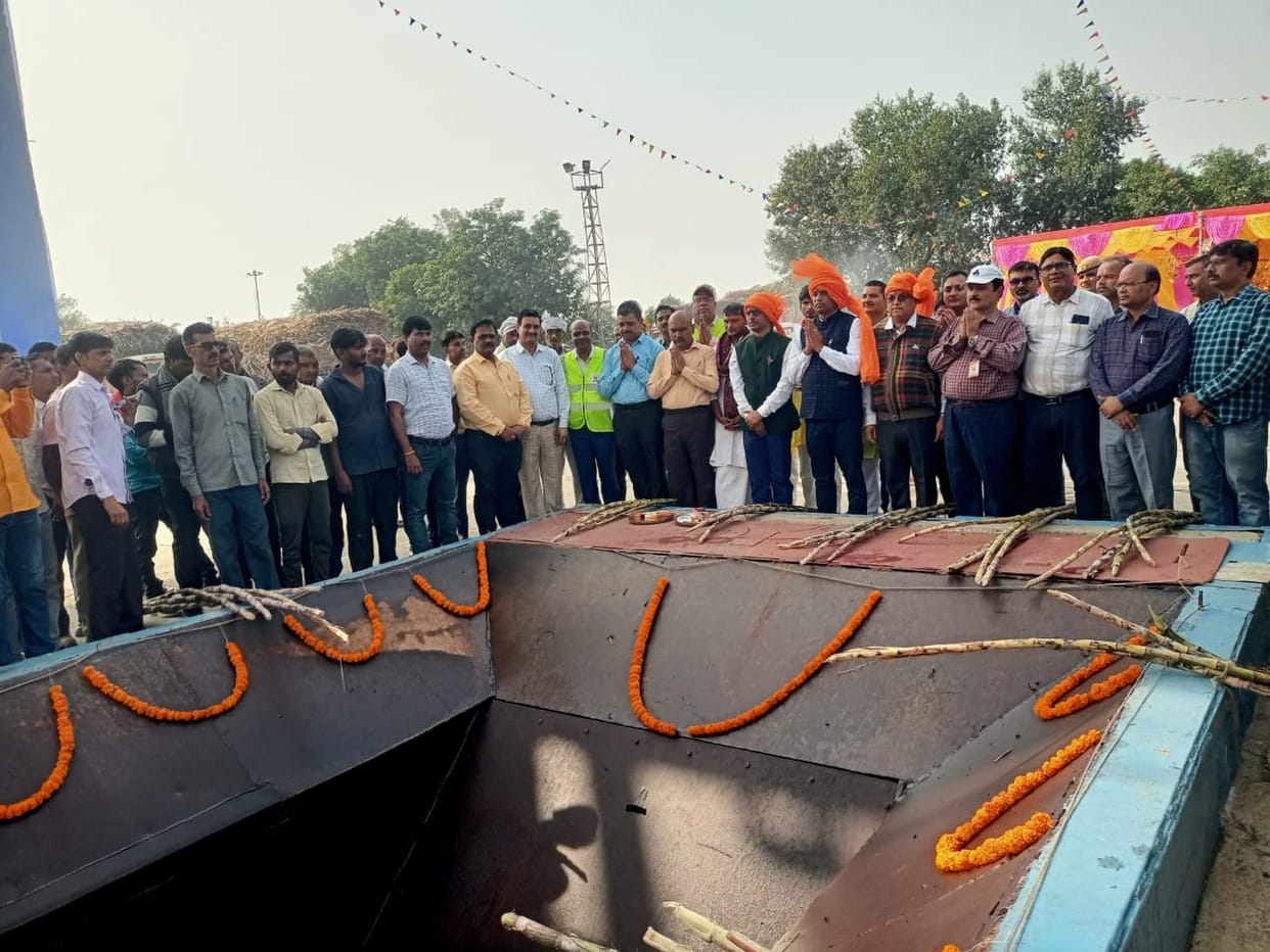 The crushing session started with Vedic chanting in the sugar mill