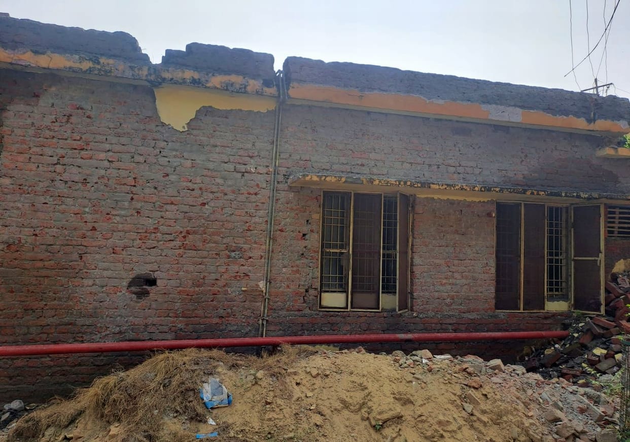 District hospital's lab being built with Rs 88 lakh... linter put on old walls