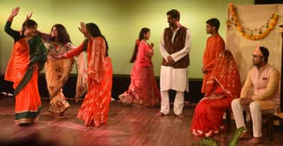 Many colors of love seen in Kasap