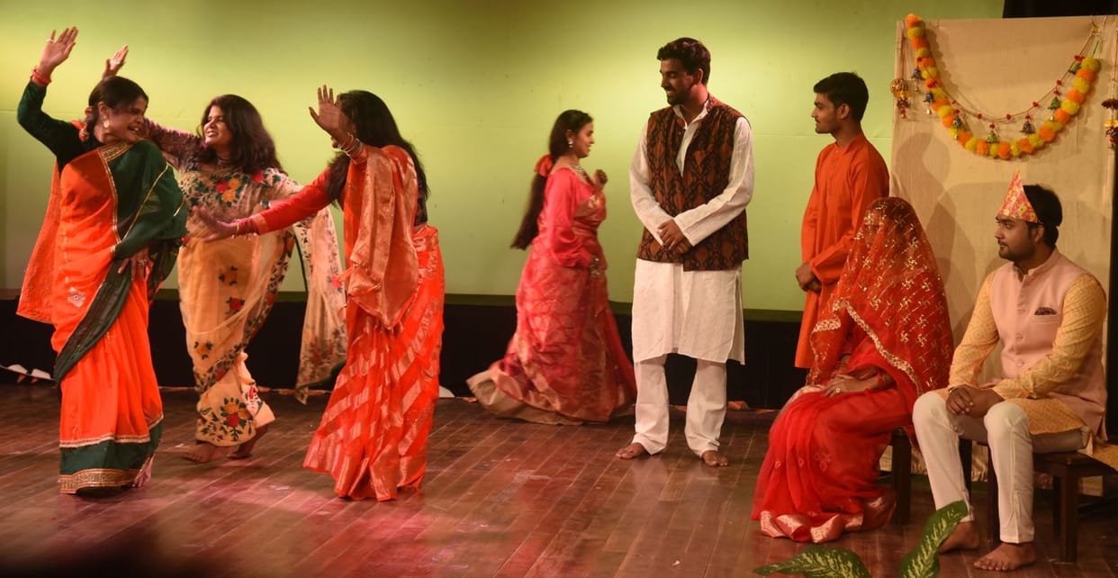 Many colors of love seen in Kasap
