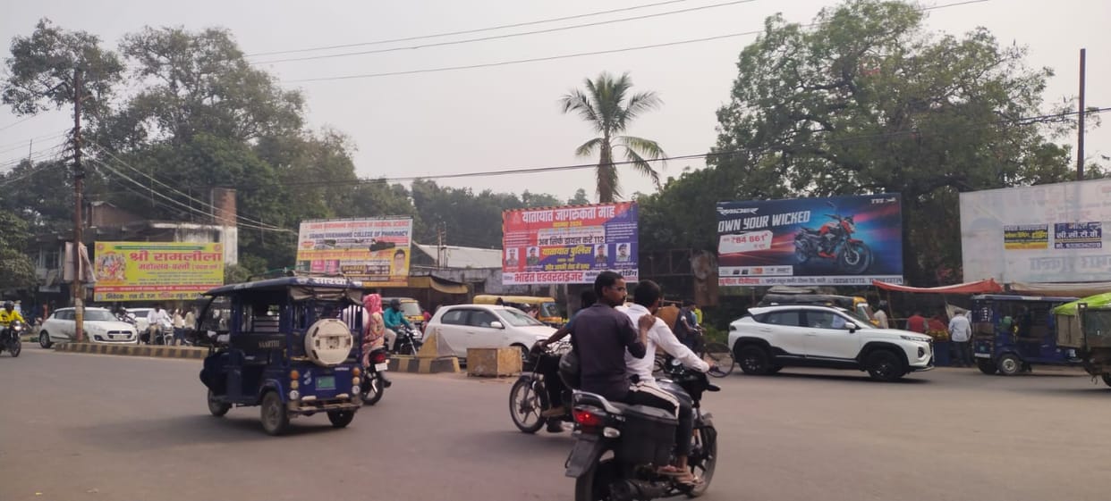 Rules flouted, two-wheelers running without helmets