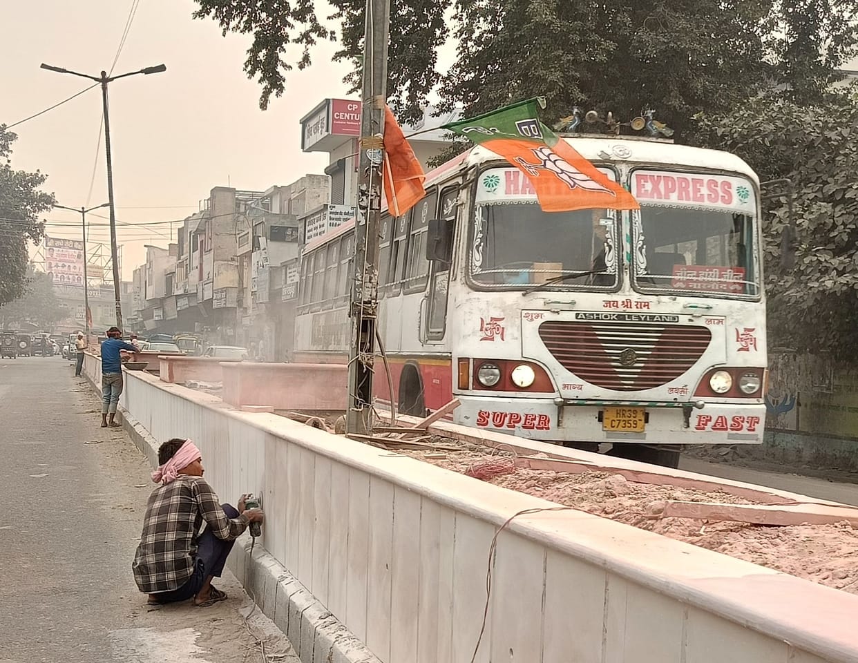 Air pollution is suffocating, breathing becomes difficult while walking