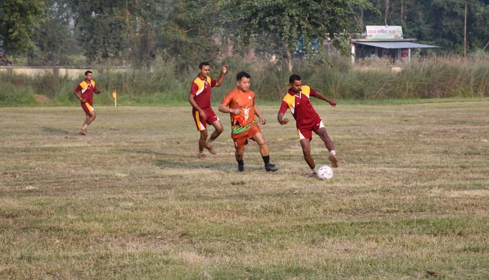 Eight teams showed their strength in football