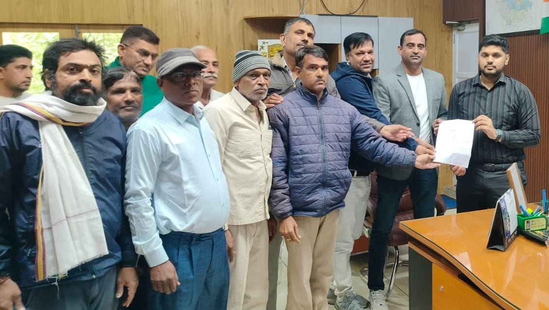 Many people including councilors submitted memorandum demanding authorization of colonies.