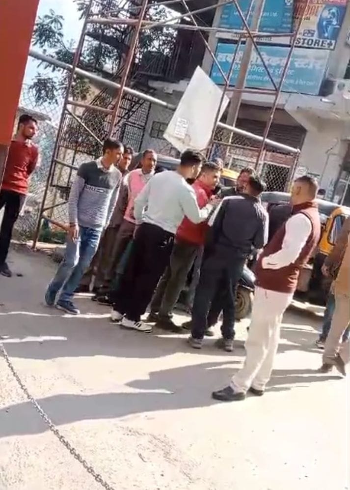 Two employees clashed over a person's health test