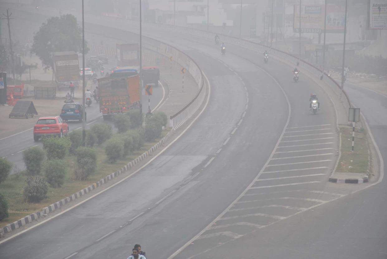 AQI reaches 413, all schools from nursery to 12th, coaching centers closed