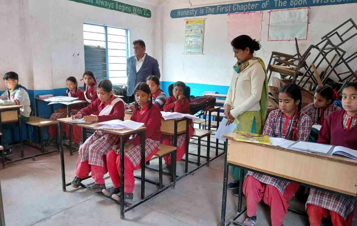 UP: Process of taking leave changed in secondary schools, no affidavit will have to be given, process of takin