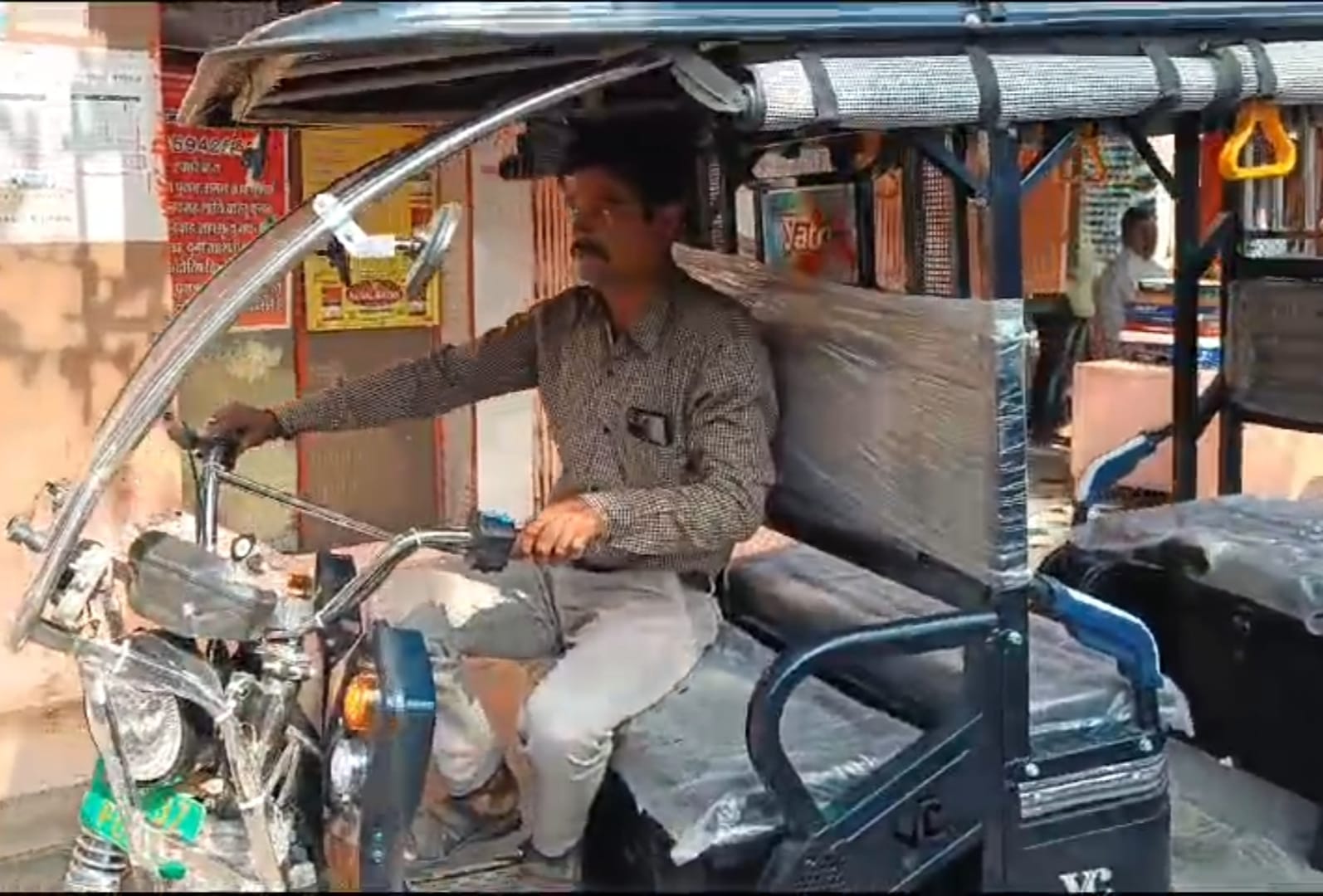 ई-रिक्शा चालक