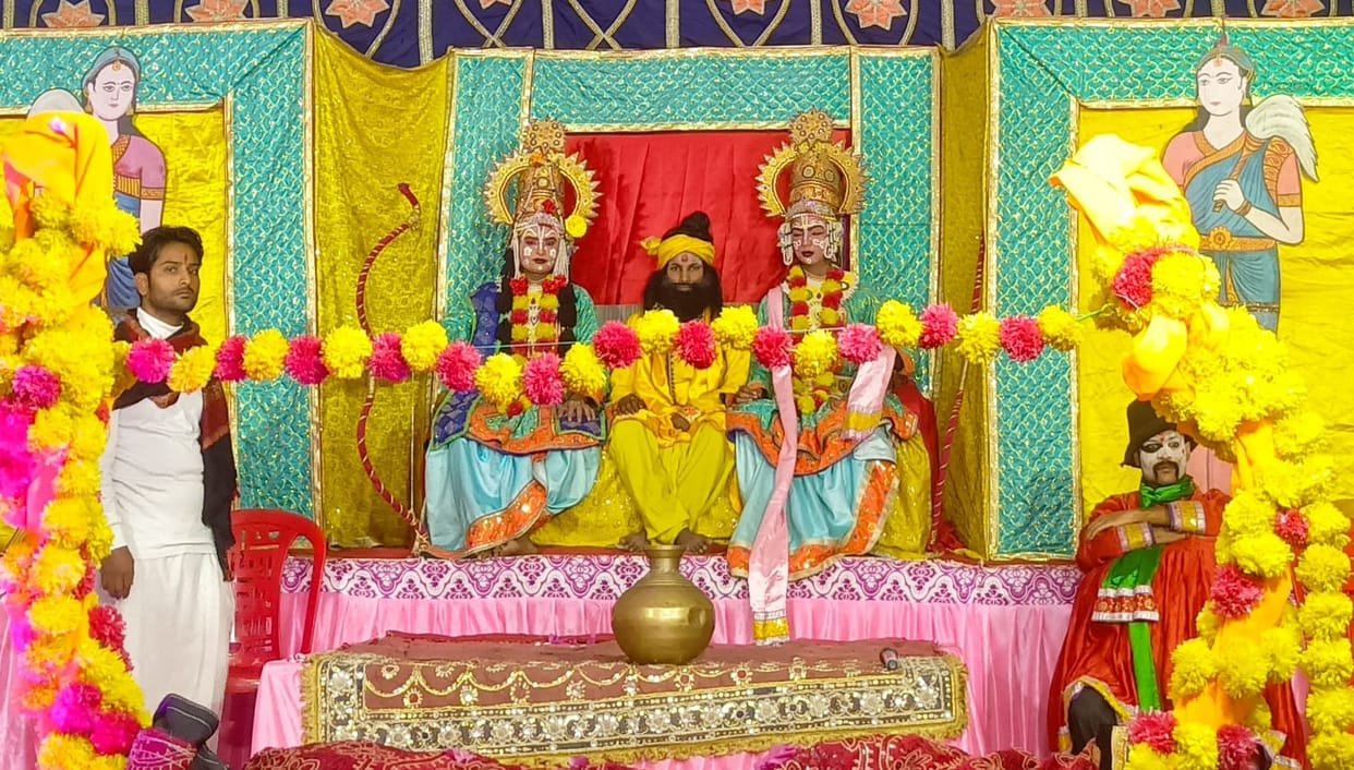grand procession Lord Ram taken out in Kashi event held after Matkor Ram temple decorated in varanasi
