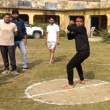 Ashutosh Awasthi was first in discus throw
