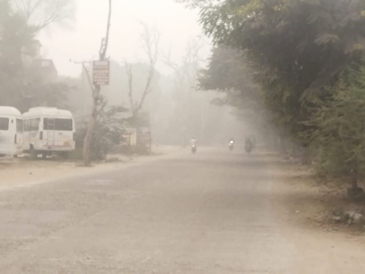 AQI 449... All schools up to 12th closed, studies will be online