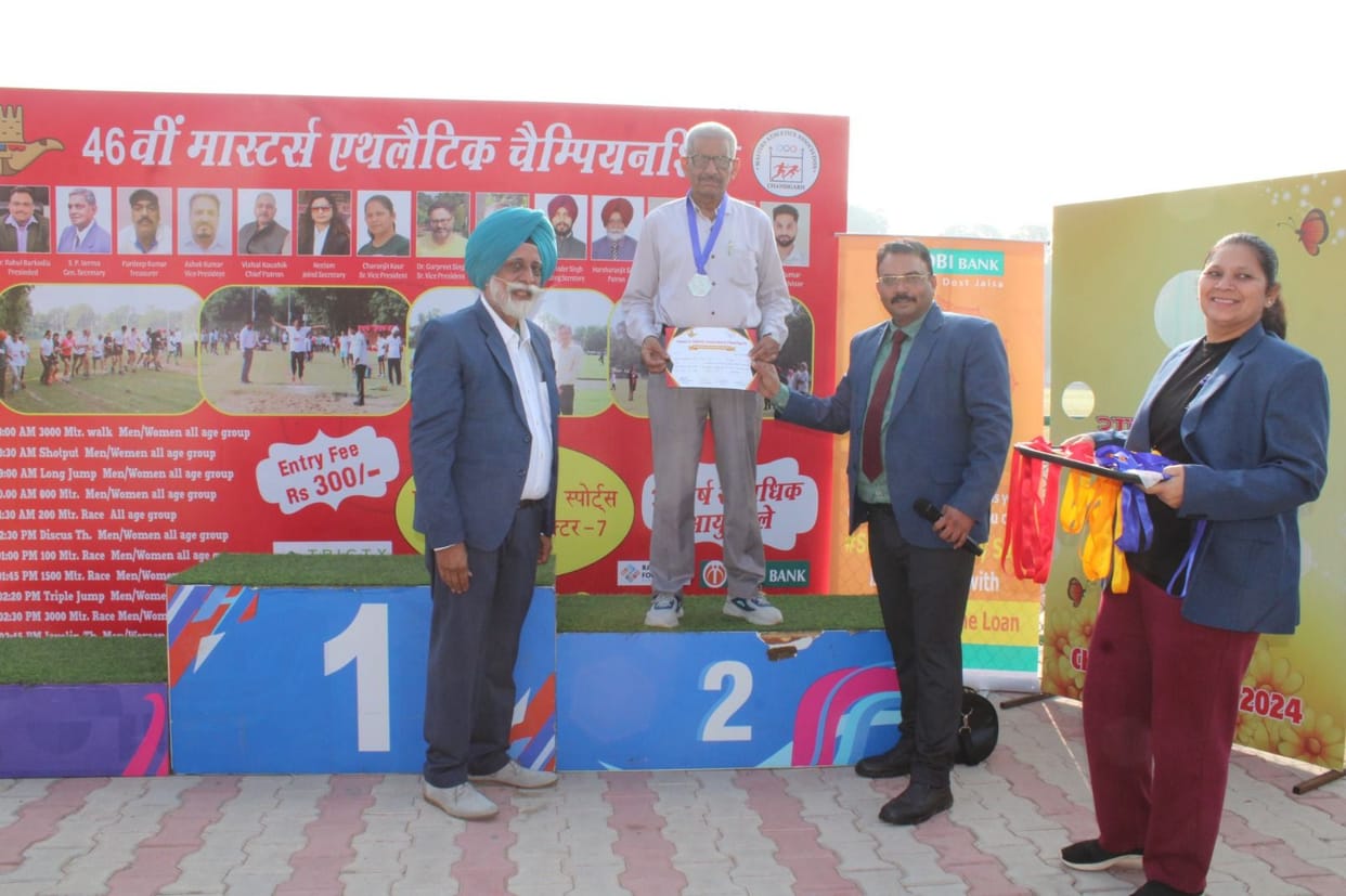 67 year old Prem Singh won silver medal in 3 kilometer race