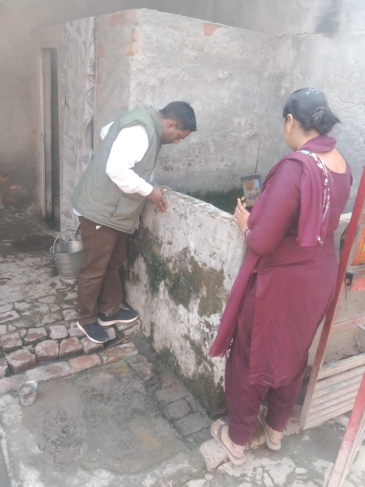 Four new cases of dengue, including two girls, were found, the figure crossed 100.