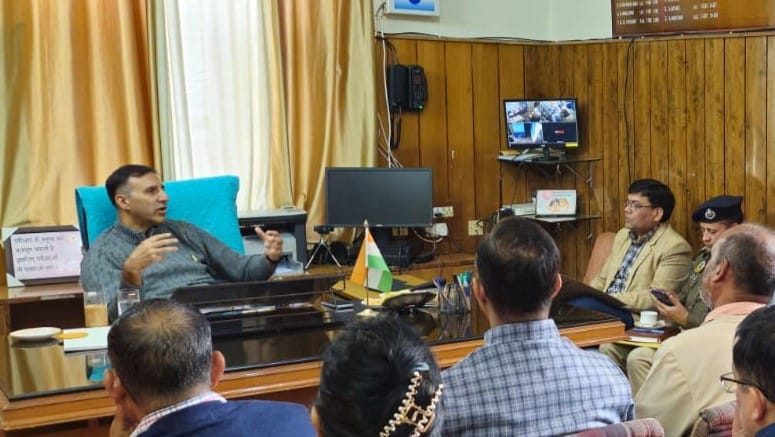 Deputy Commissioner reviewed development works in Ghumarwin