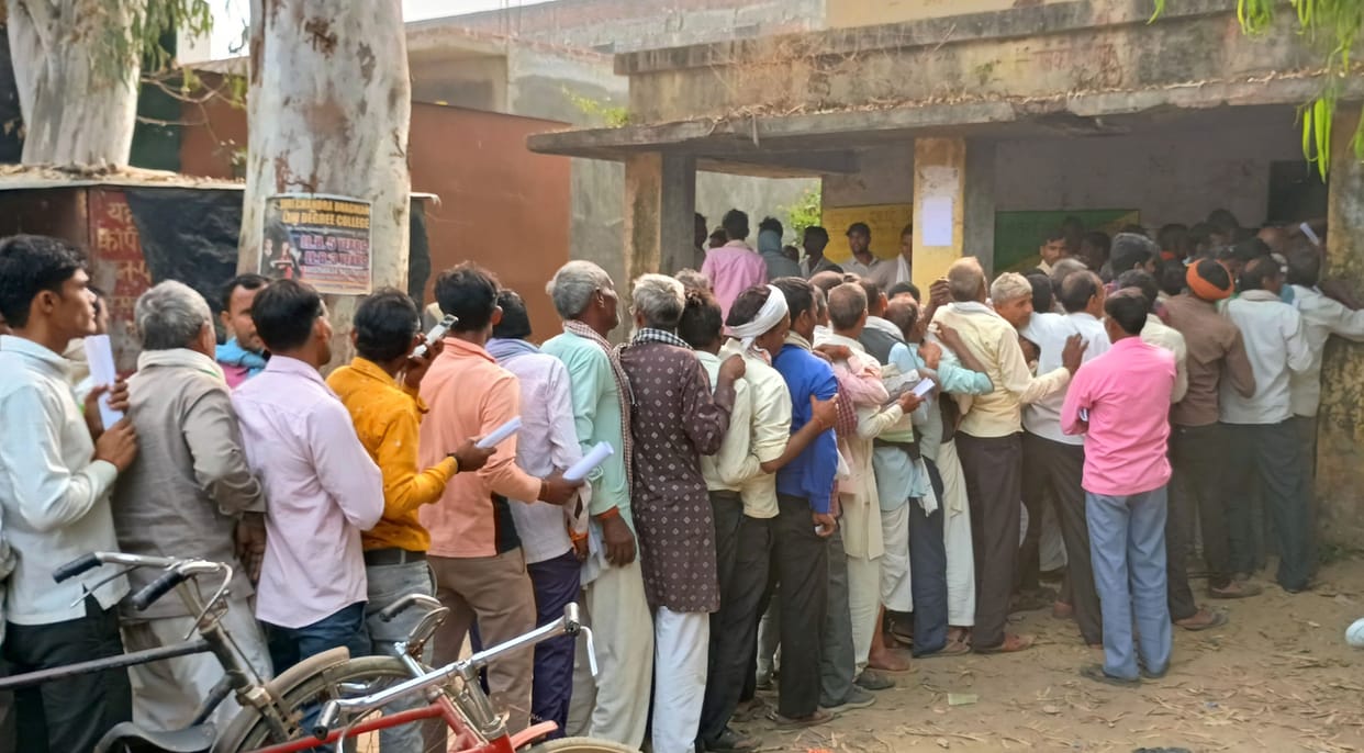 E-pass machine broken, farmers returned without seeds