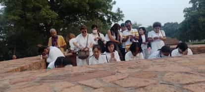 It is mandatory for monks to observe the ten precepts