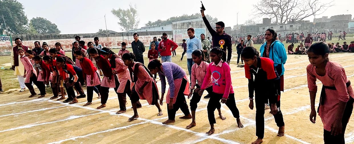 Anurag and Chhaya top in 200 meter race