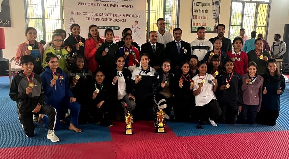 Kalanaur's Sat Zinda Kalyan College first in men's category