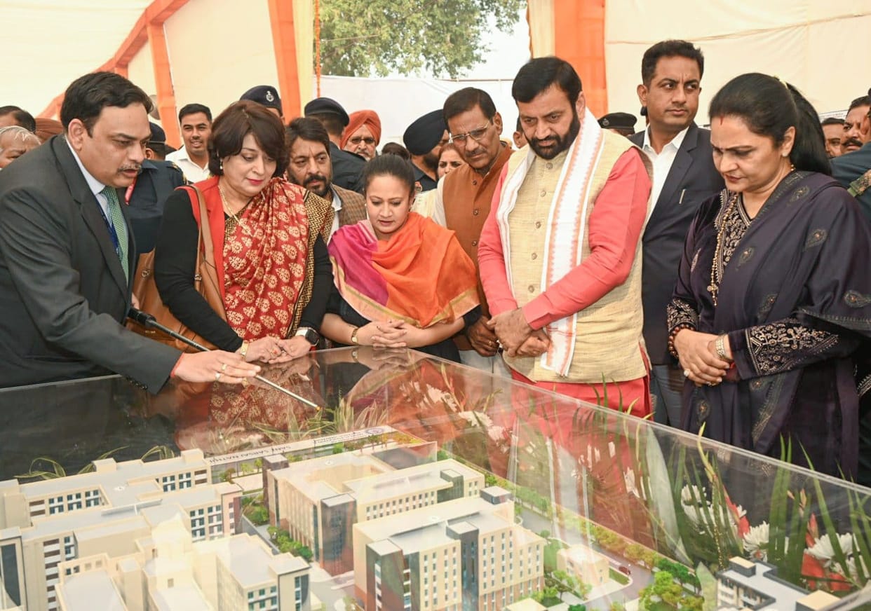 Now under Ayushman and Chirayu Yojana, treatment facility up to Rs 10 lakh will be available: CM