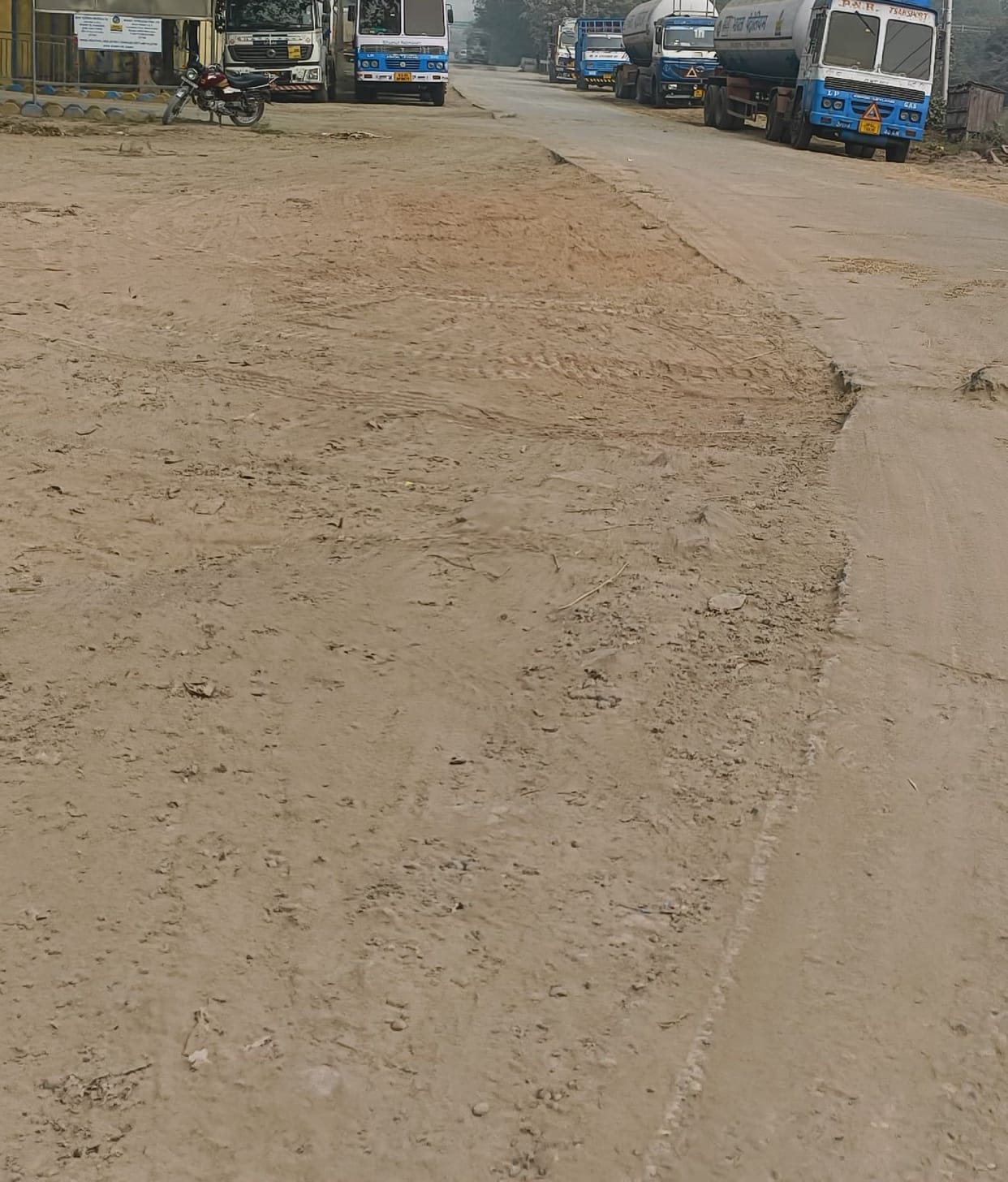 Interlocking road will be built with Rs 72 lakhs
