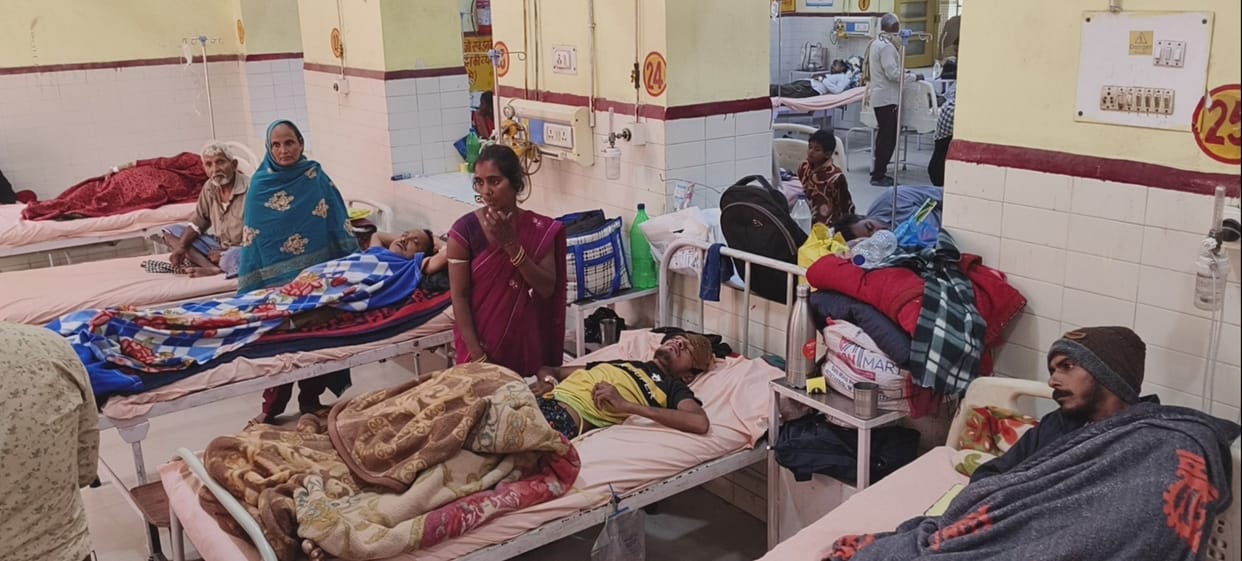 Elderly dies of fever, 29 patients admitted