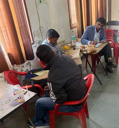 Food Safety Officer's team raided bus stand canteens, checked the quality of food items