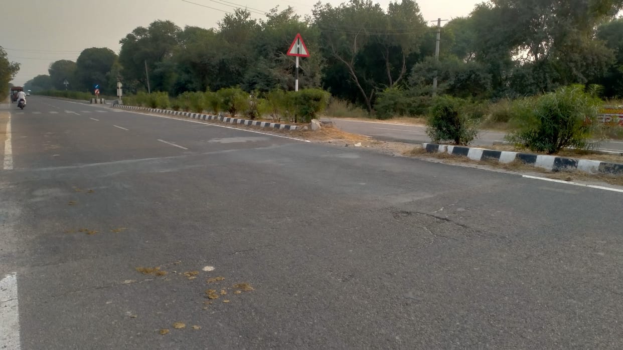 Giving illegal cuts on the highway invites accidents.