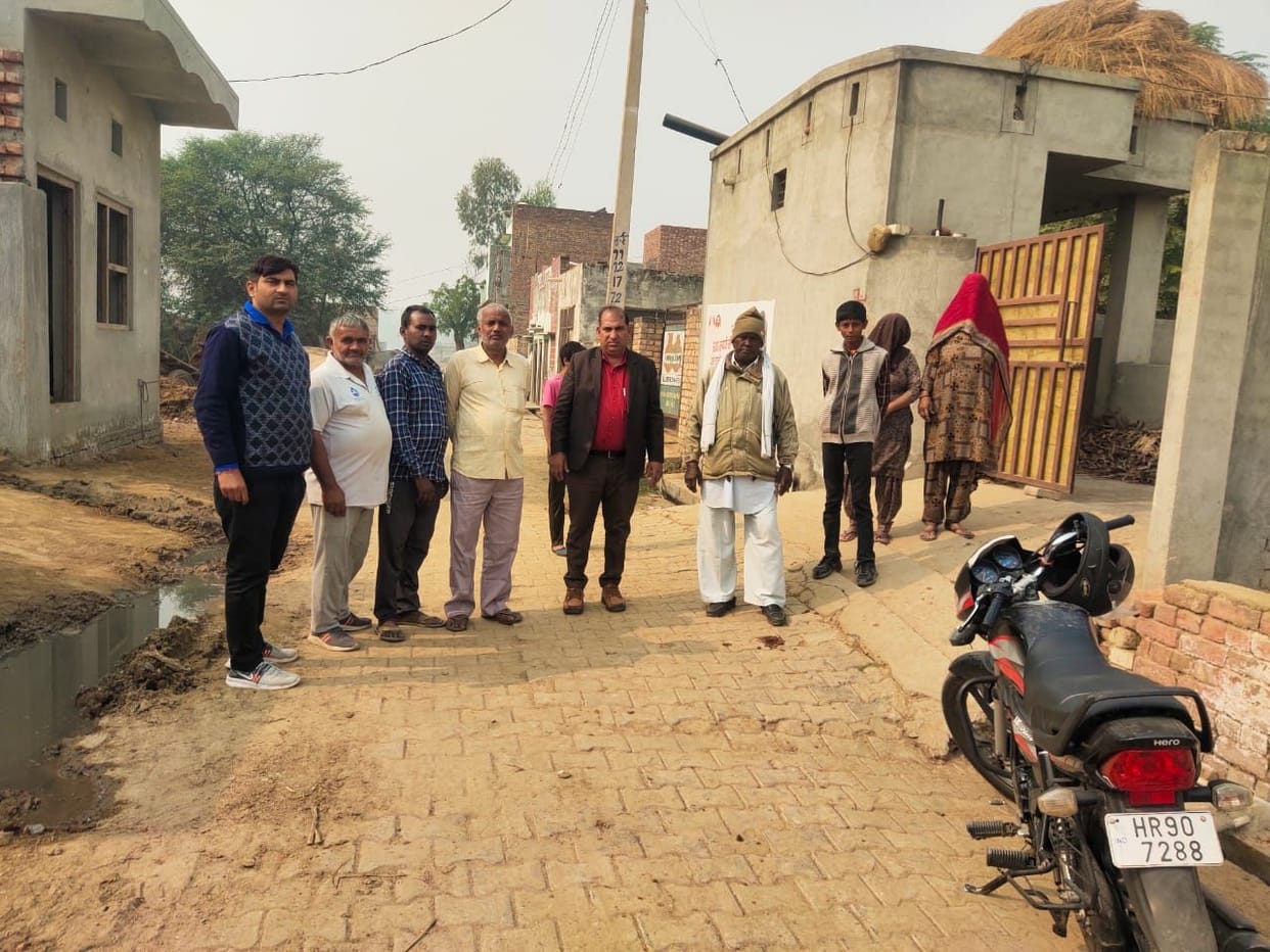 The team of Public Health Engineering Department inspected drinking water in Dahola village.