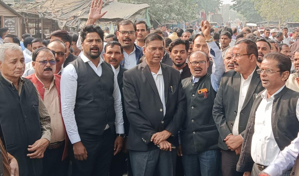 Lawyers started strike