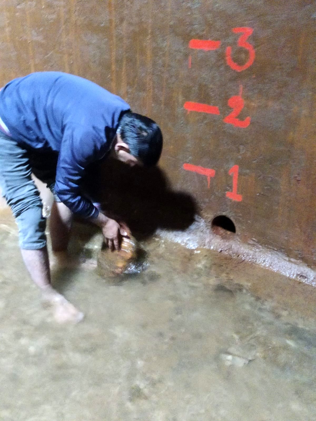 Joint team arrived to inspect drinking water storage tank