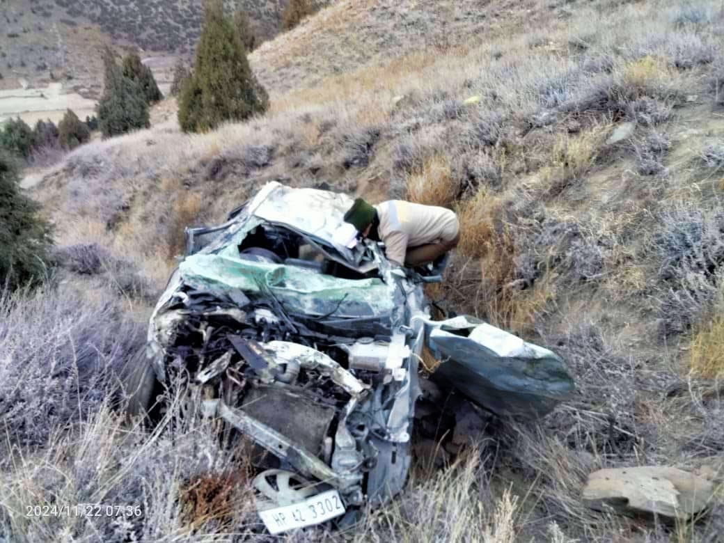 Car falls in Lahaul's Quaring, one dead