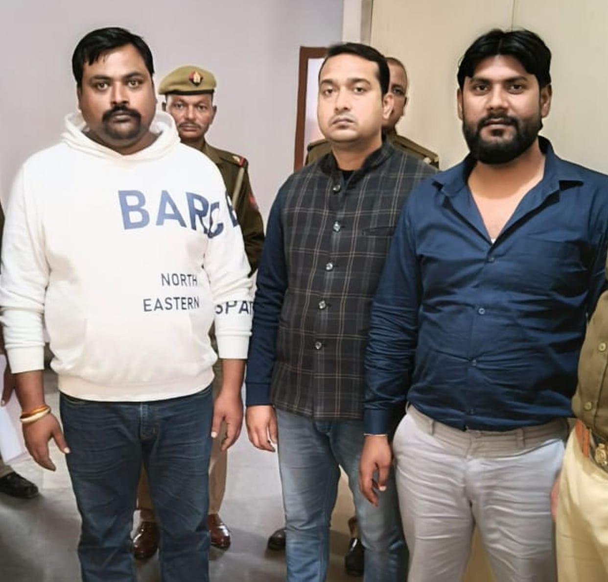 Report on four including district president of Vishwa Hindu Mahasangh, three arrested