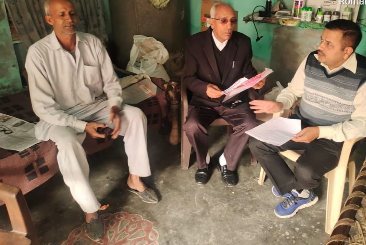 License to sell seeds expired, notice issued after many deficiencies found in shop