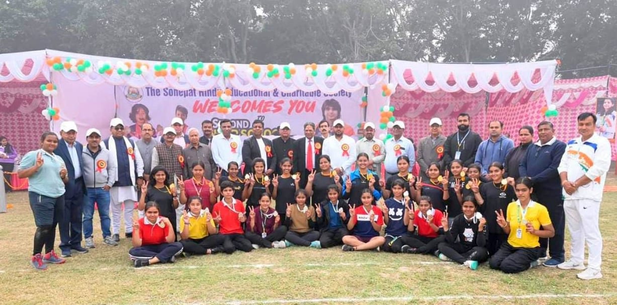 Nidhi and Vinay Malik awarded the title of best athlete