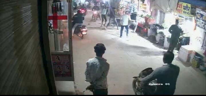 Shopkeeper beaten up for not paying extortion money, goods broken