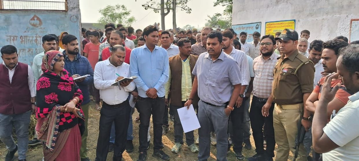 Complete the incomplete construction work by December 4: DM