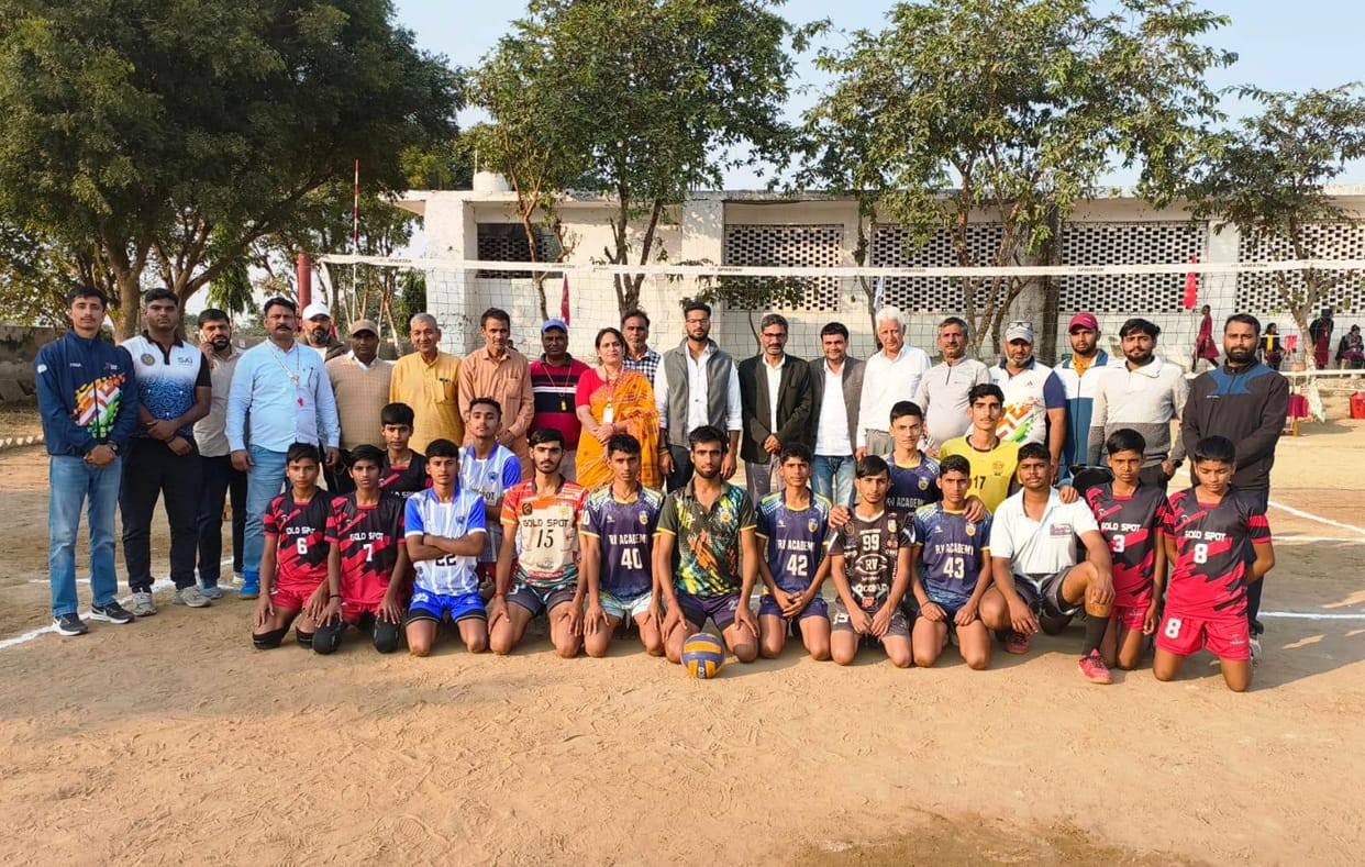 Hindu High Public School team won volleyball competition