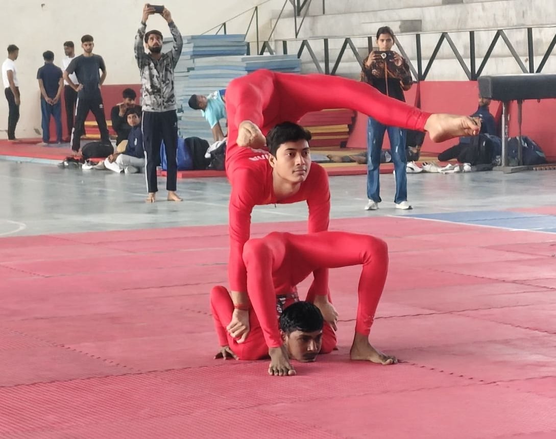 Indrajit from Sonipat topped in traditional Yogasana, Narendra from Hisar got second place.
