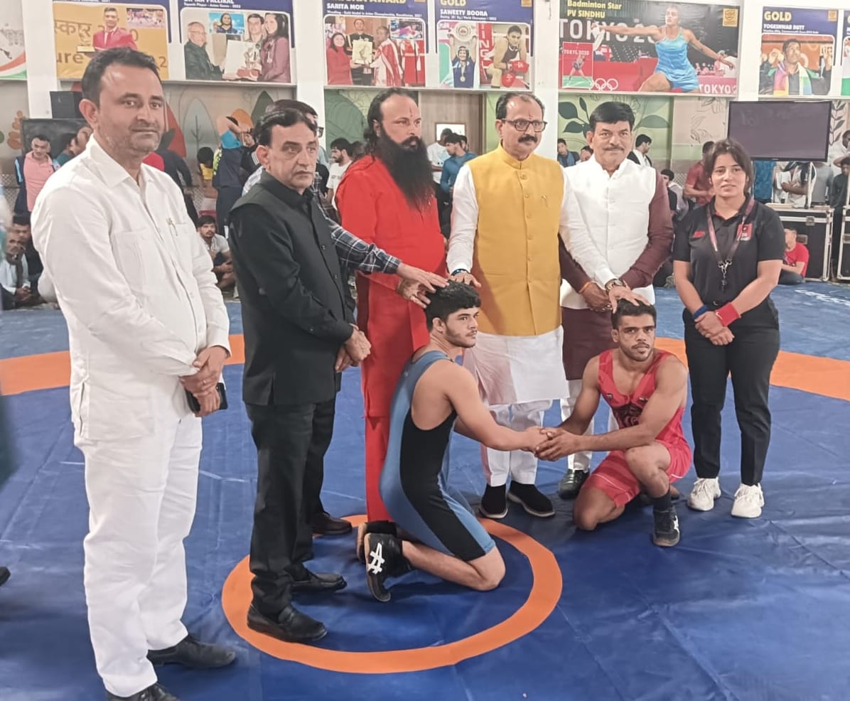 Sumit of Panipat won in the 57 kg final match.