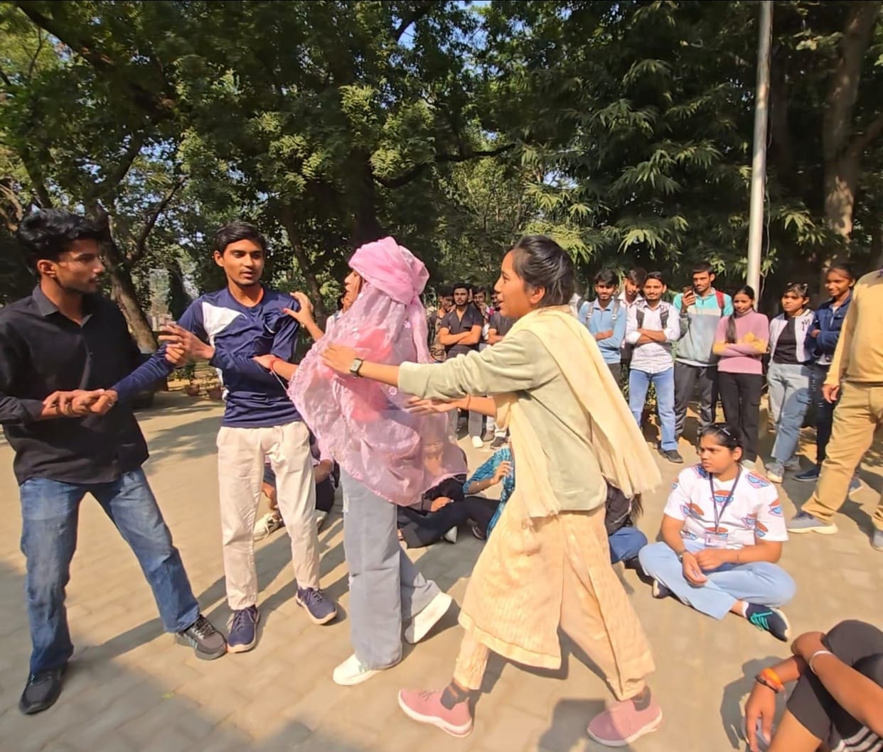 Made students aware against drugs through street drama