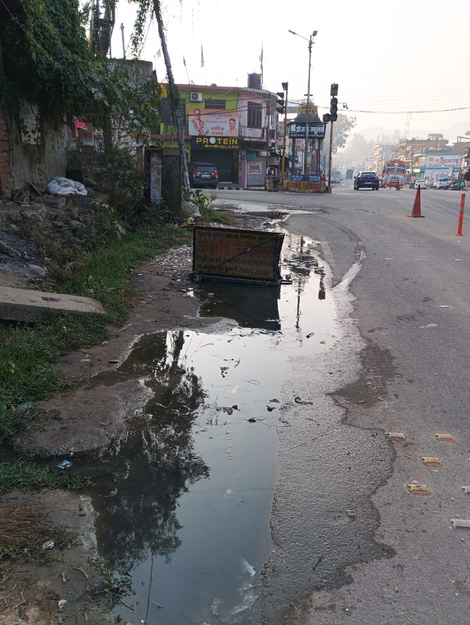Sewerage became a disaster due to lack of maintenance, sewage flowing