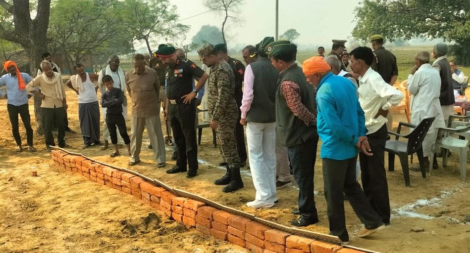 Military officers inspected the renovation work of martyr memorial
